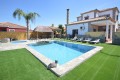 Casa con piscina en Conil