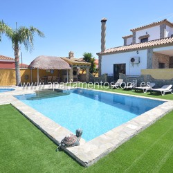 Casa con piscina en Conil