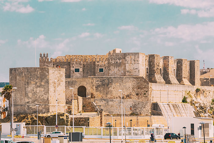 Castillo de Guzmán el Bueno