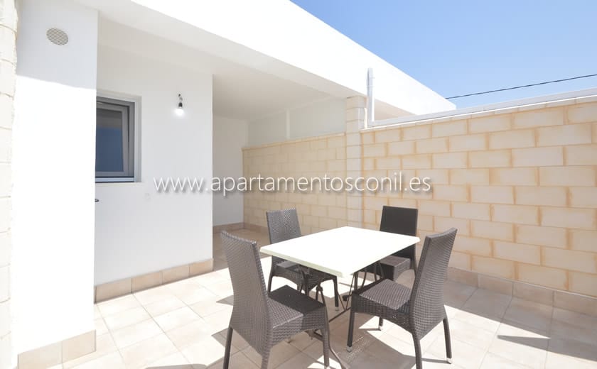 Apartamento con terraza